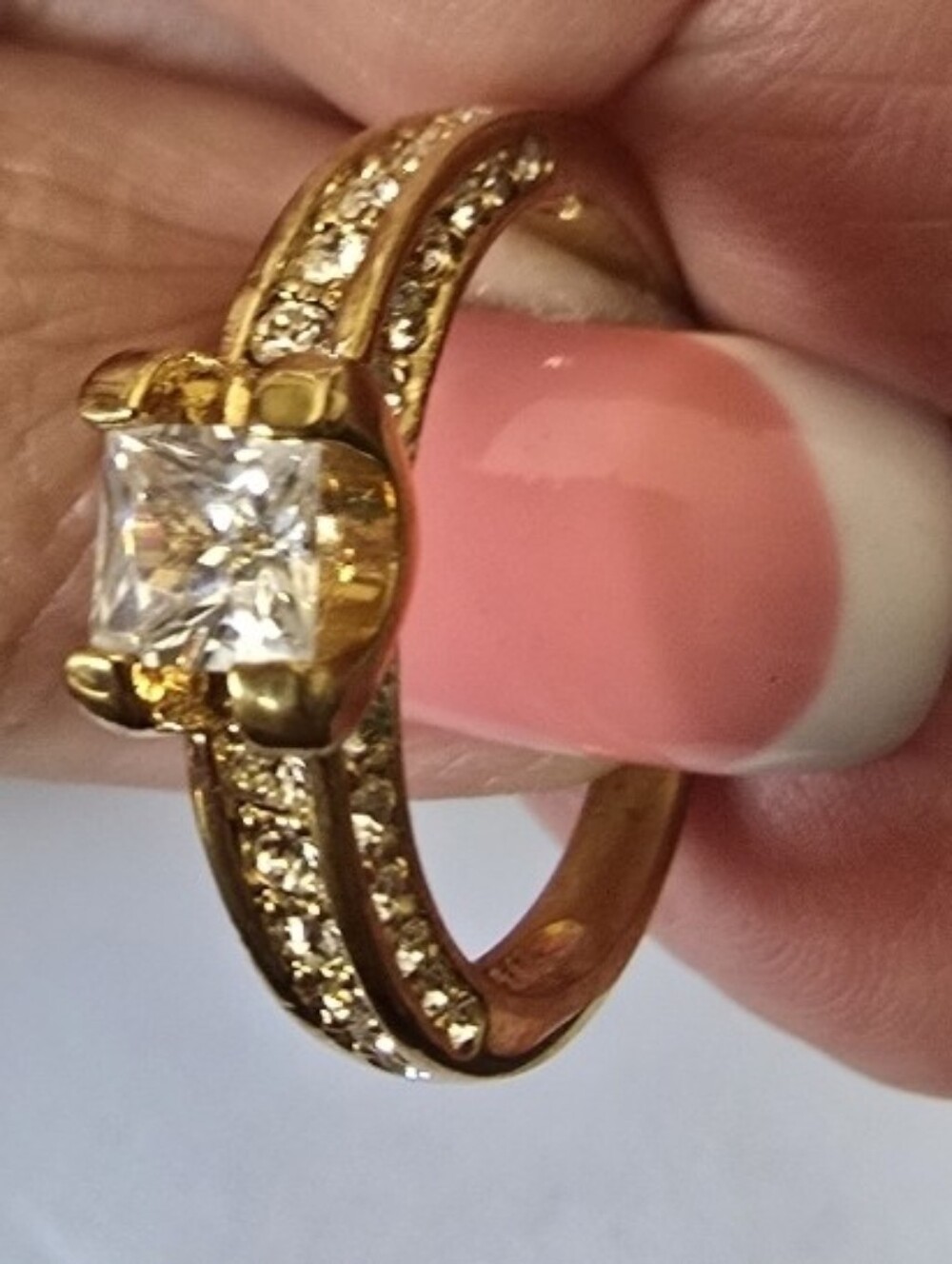 Gold Solitaire Ring Cubic Zirconia Size 10 Square cut *